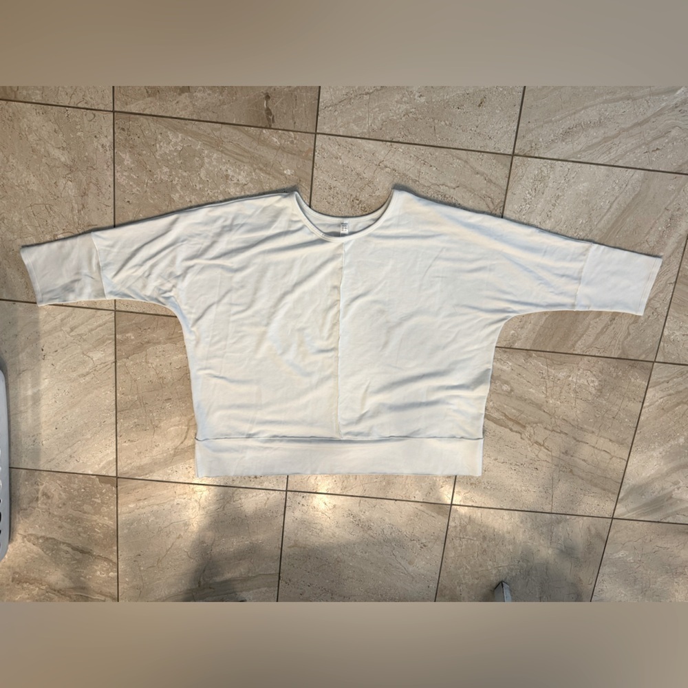 Spanx 3/4 sleeve White Long Sleeve crewneck sweatshirt Shirt size XXXL 3XL